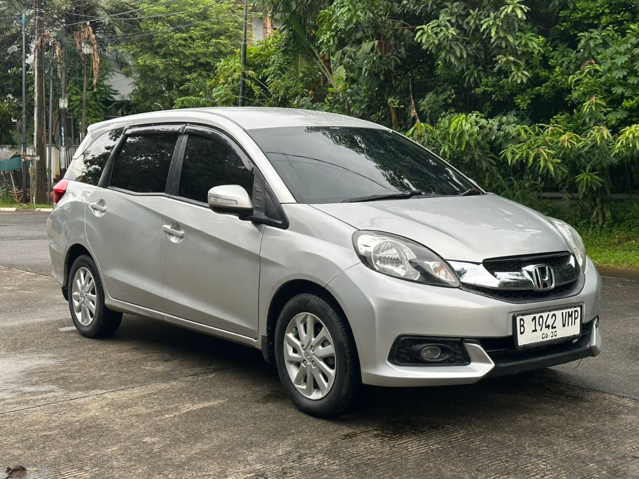 Honda Mobilio E CVT Matic 2015