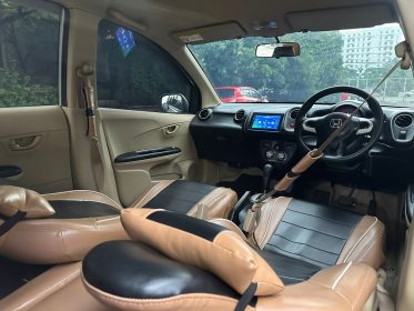 Honda Mobilio E CVT Matic 2015 3