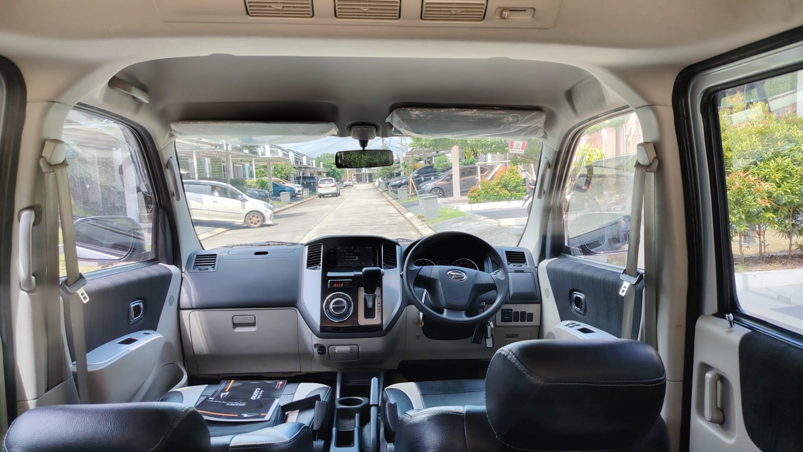 DAIHATSU LUXIO X MATIC 2024 — KM 33RB | LIKE NEW | UNIT LANGKA | SIAP PAKAI