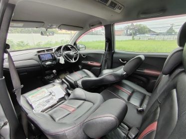 HONDA BR-V E CVT PRESTIGE AT 2019 FACELIFT — MODEL 2020 | KM LOW RECORD | LIKE NEW 8