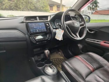 HONDA BR-V E CVT PRESTIGE AT 2019 FACELIFT — MODEL 2020 | KM LOW RECORD | LIKE NEW 12