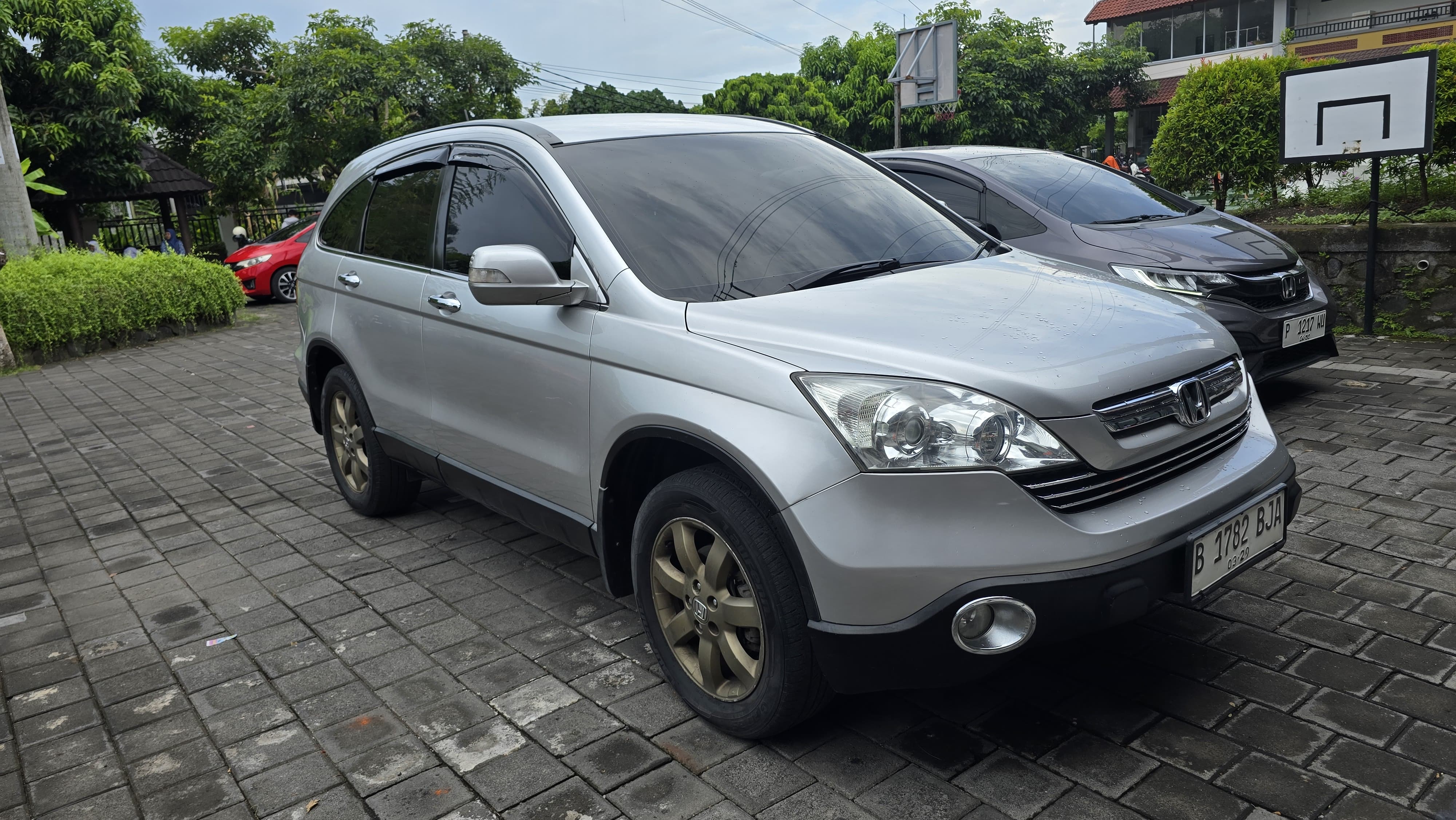 HONDA CR-V 2.4 AT 2009 — SIAP PAKAI | ISTIMEWA | SUV TANGGUH