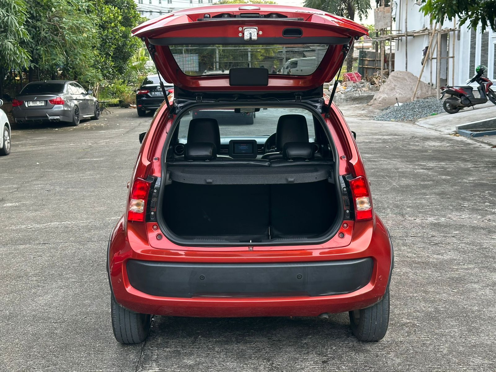 SUZUKI IGNIS GX AGS AT 2018( pemakaian 2019)