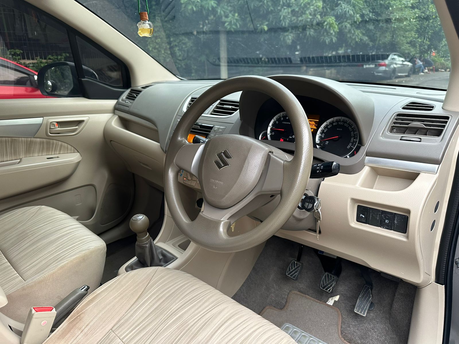 SUZUKI Ertiga GL MT 2018