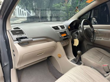 SUZUKI Ertiga GL MT 2018 11