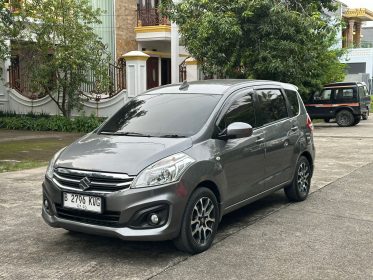 SUZUKI Ertiga GL MT 2018