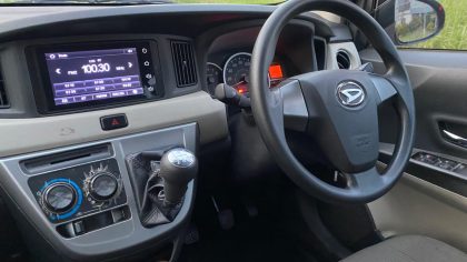 Daihatsu Sigra R deluxe manual 2022 (antik km low) 4